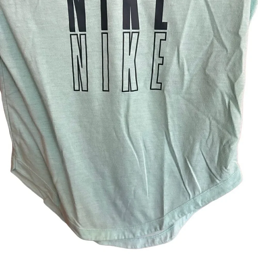 Nike Drifit seafoam green short sleeved t-shirt girl’s small‎